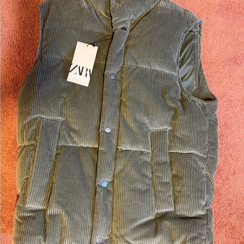 Zara Dark Green Corduroy Puffer Vest